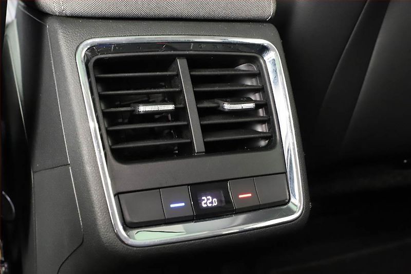 Škoda Enyaq (2021) iV 80 (82 kWh), SoH 90% - fotka 24 z 30