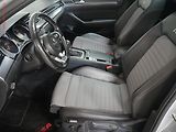 Volkswagen Passat (2015) 2.0TDI 4x4, DSG, navi, bixen - náhled 9
