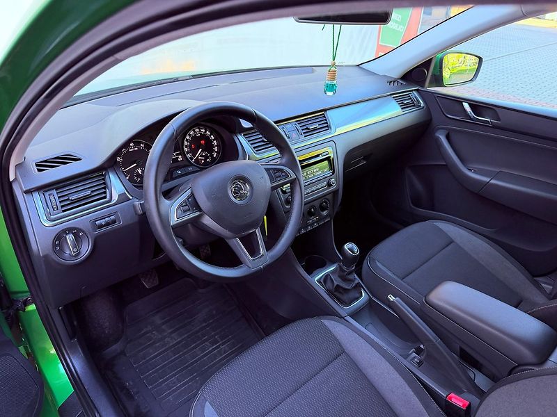 Toyota ProAce 1.5 D-4, ČR, Serviska, 7 míst - fotka 14 z 30