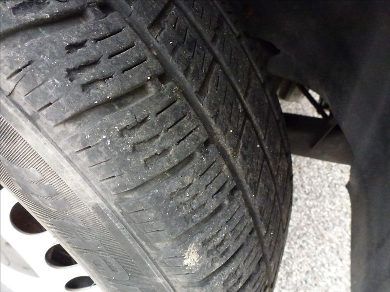 Volkswagen Transporter 2,0 TDI Long L2 Klima 6 míst - fotka 44 z 44