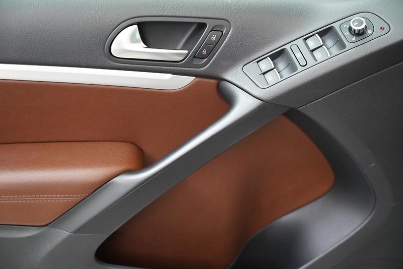 Volkswagen Tiguan - fotka 13 z 27