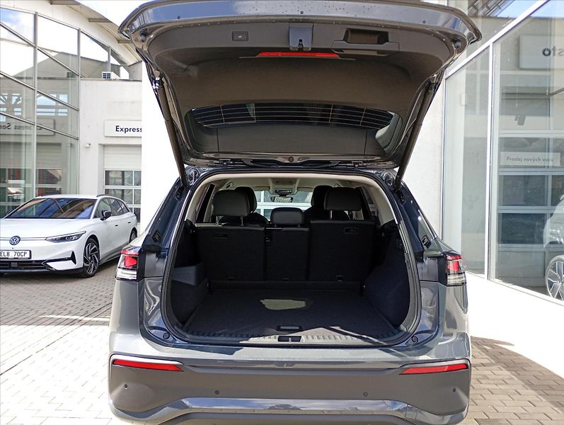 Volkswagen Tayron (2026) 2,0 TDI 110kW 7DSG  People - fotka 10 z 22