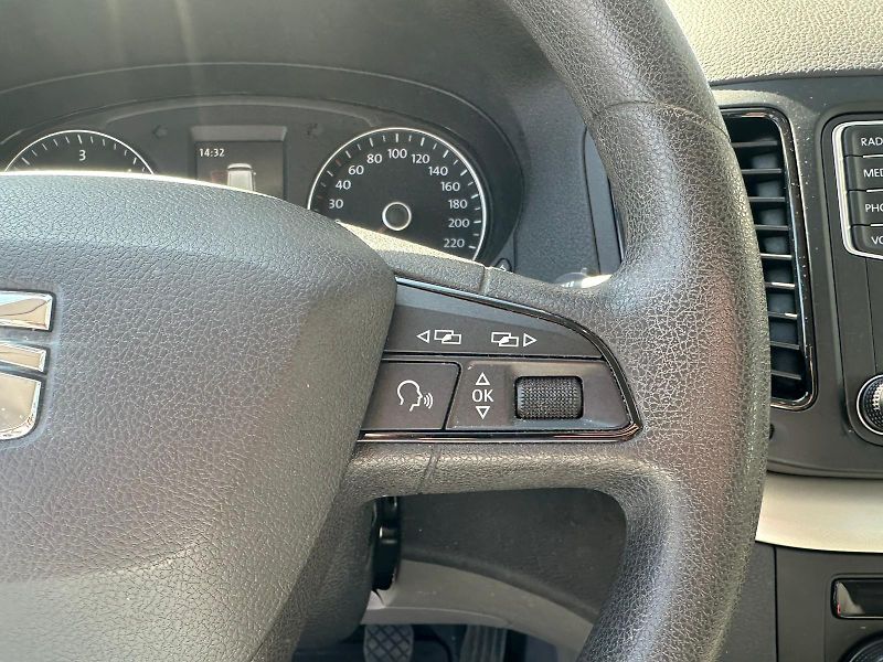 Seat Alhambra (2019) 2.0TDi, 110KW, ACC, BLIS, DPH - fotka 17 z 29