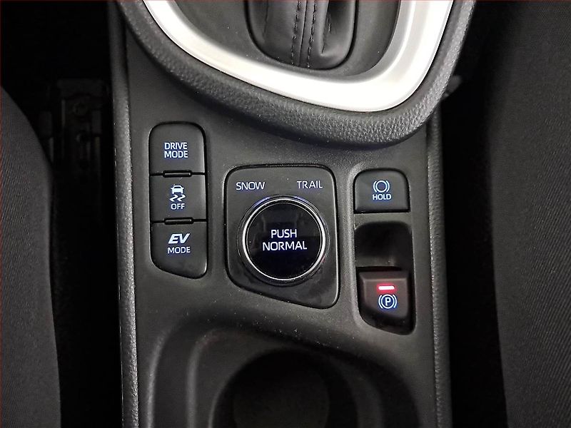 Toyota Yaris Cross (2023) 1.5 VVT-iE E-Four - fotka 16 z 18