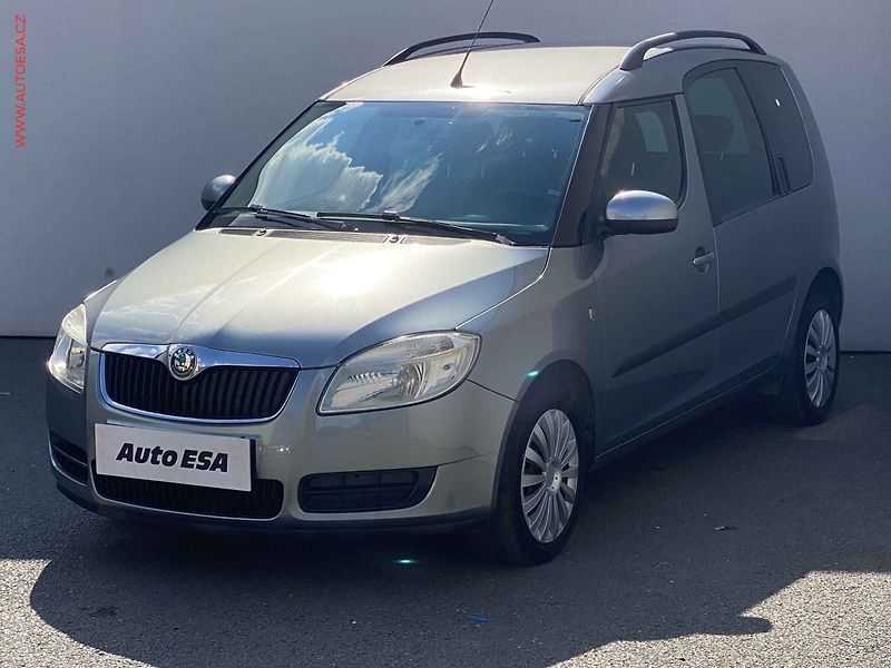 Škoda Roomster (2009) 1.6i, Style Plus, AT - fotka 3 z 16