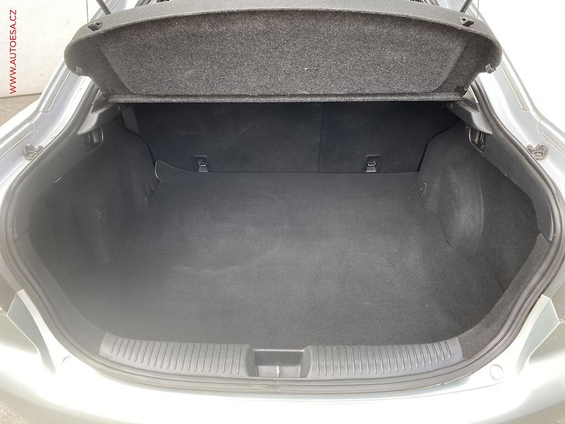 Mazda 6 (2005) 1.8 16V, Klima - fotka 7 z 15