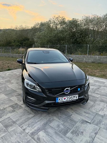 Volvo S60 (2016) S60 Polestar 1/750 T6 AWD 3.0  - fotka 3 z 17