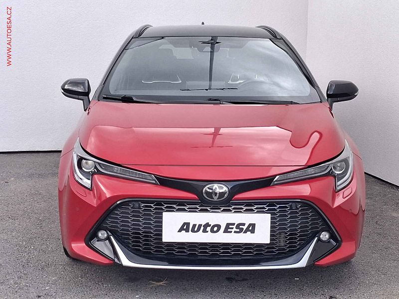 Toyota Corolla (2023) 1.8 Hybrid, 1.maj,ČR, AT - fotka 2 z 18