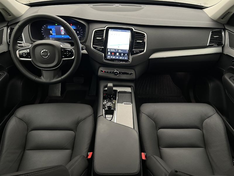 Volvo XC90 B5 AWD CORE AUT 7 MÍST - fotka 2 z 43