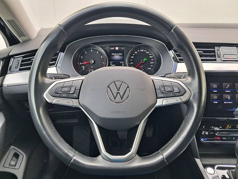 Volkswagen Passat Variant (2022) ELEGANCE 1.5 TSI / 110 kW EVO - fotka 6 z 31