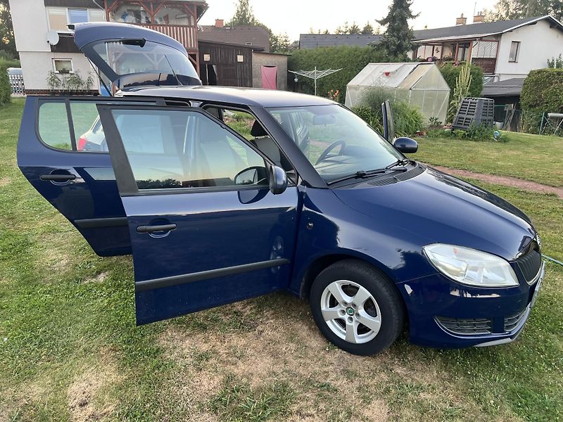 Škoda Fabia 1.4 63KW,46TKM,KLIMA,ALU - fotka 31 z 47