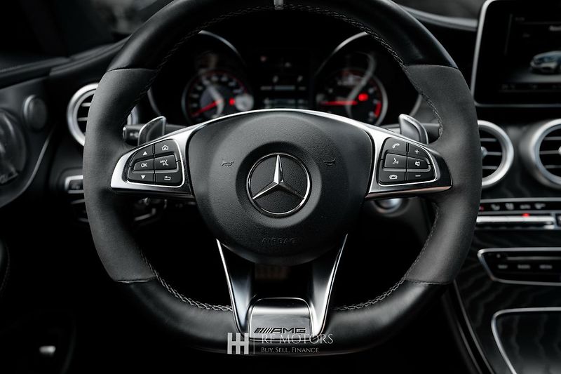 Mercedes-Benz Třídy C (2016) AMG C63 S Kupé 375kW - fotka 25 z 42