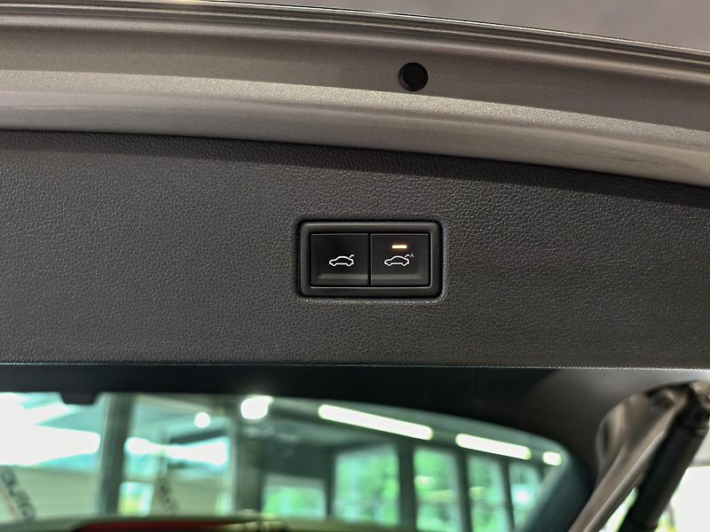 Volkswagen Tiguan 2.0 TDi KAMERA, IQ.DRIVE, DPH - fotka 24 z 26