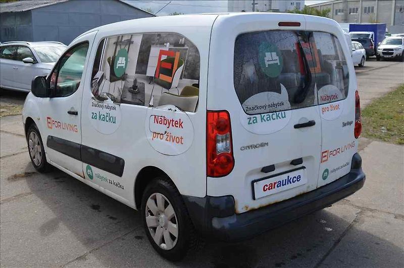 Citroën Berlingo (2010) 1,6 HDI - fotka 6 z 21