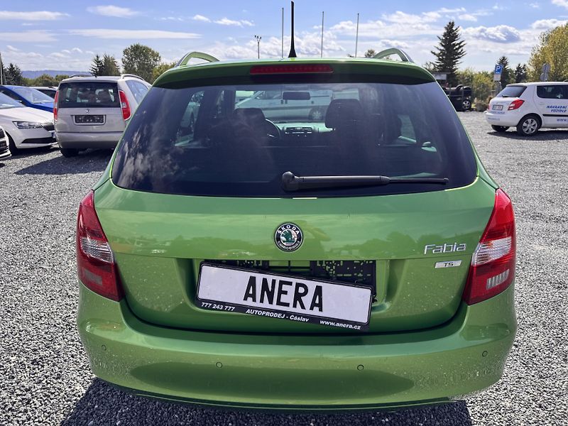 Škoda Fabia II 1.2 TSi,2012 Family, kombi - fotka 8 z 24