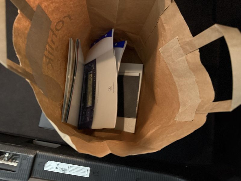 Mercedes-Benz Třídy E (2001) 280I V6 ,150kw, velmi krásný!! - fotka 24 z 35