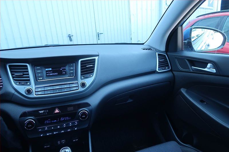 Hyundai Tucson (2017) 1.6 GDI, Tempomat - fotka 8 z 22
