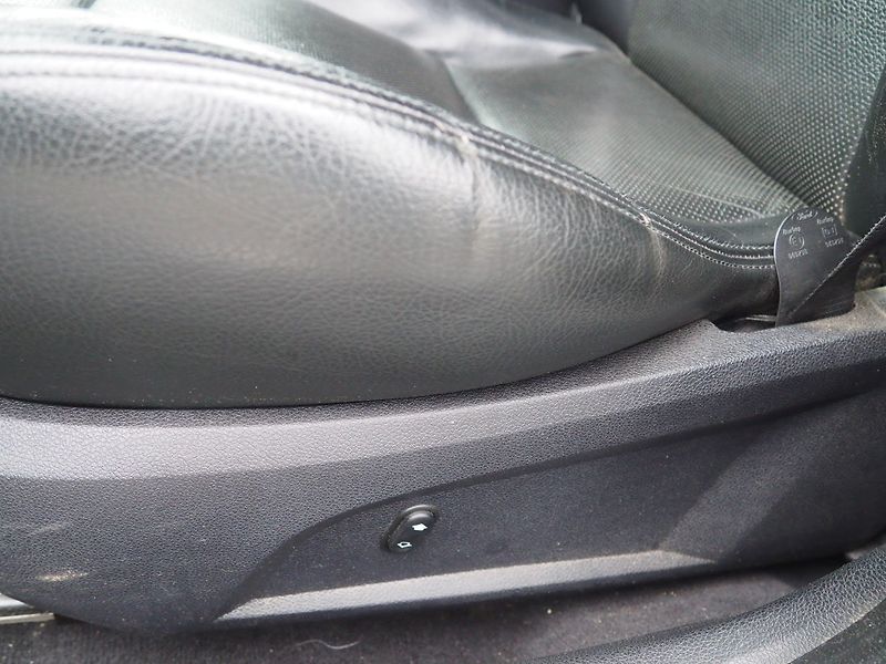 Ford Mondeo (2004) ST 3.0 V6 166 kW, LPG - fotka 20 z 35