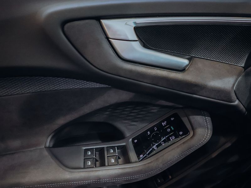 Audi S5 3.0TFSI Quattro 270kW - fotka 11 z 31