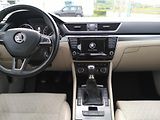 Škoda Superb 2,0 TDI /110 kW/ - náhled 8