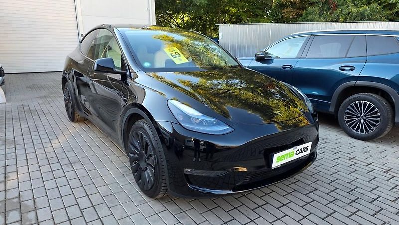 Tesla Model Y (2023) LR AWD DE Záruka SoH 92,7%  - fotka 4 z 41