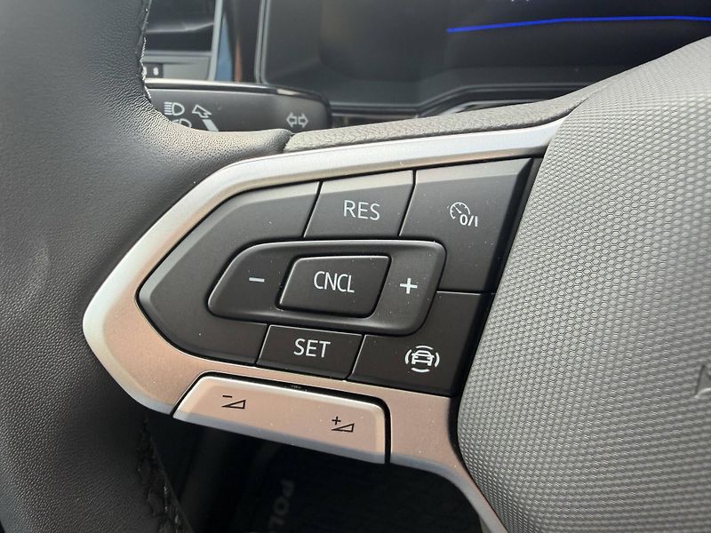 Volkswagen Polo (2025) People 5G 1,0TSi - fotka 15 z 25