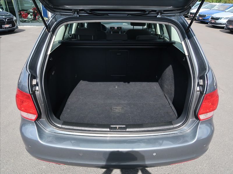 Volkswagen Golf 1,9 TDi,77kW,Aut.klima,tempoma - fotka 20 z 21