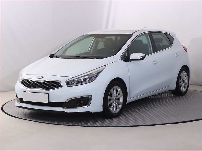 Kia Ceed (2018) 1.4 MPI, Serv.kniha, Navi - fotka 2 z 19