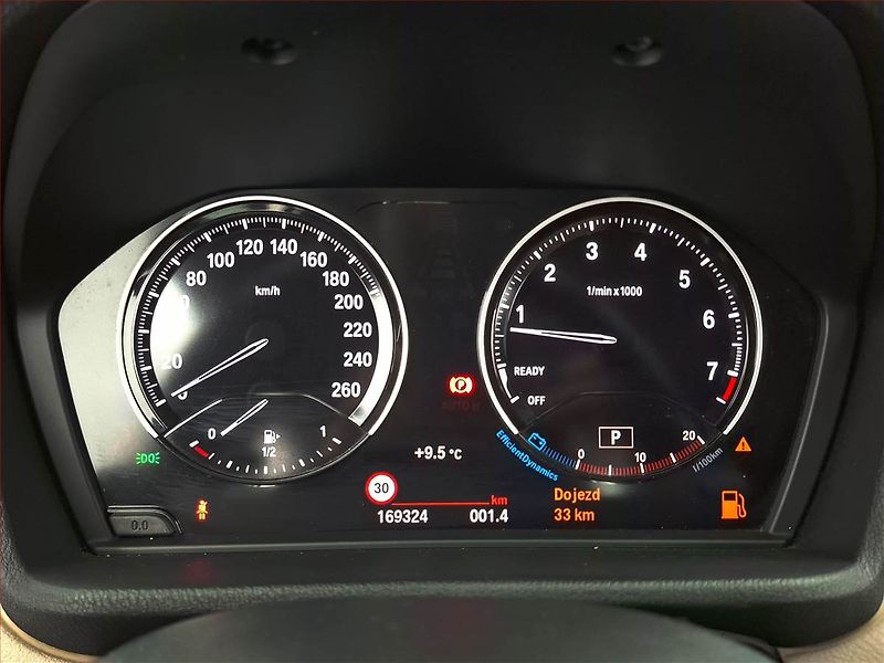 BMW X2 (2019) M Paket sDrive20i, Automat - fotka 11 z 27