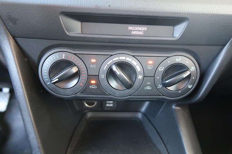 Mazda 3 (2014) HB 1,5 G100, 2 sady kol, ČR - fotka 23 z 28