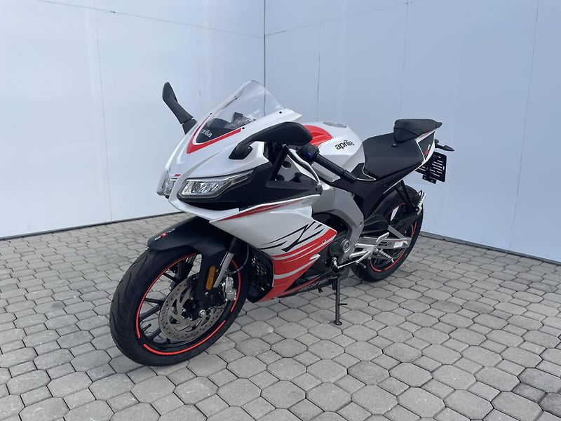 Aprilia (2025) RS 125 EU5+ - fotka 5 z 11
