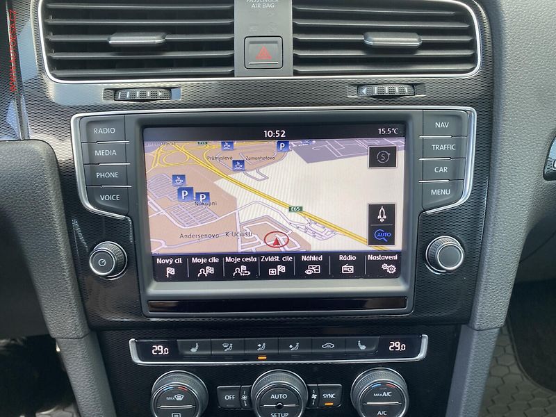 Volkswagen Golf (2013) 2.0 TDi VII, Navi, bixen - fotka 17 z 18