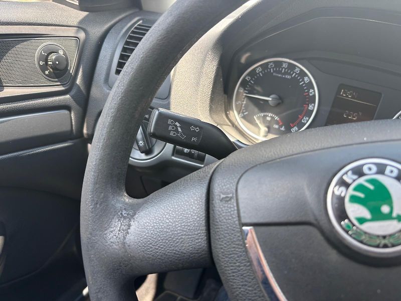 Škoda Octavia 1.9 TDI / 77 kW - fotka 16 z 22