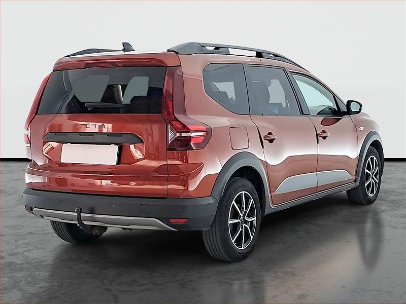 Dacia Jogger (2022) Comfort 1.0 TCe, Serv.kniha - fotka 5 z 16