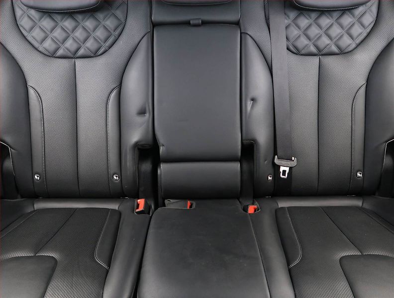 Hyundai Santa Fe (2021) 2.2 CRDi - fotka 10 z 28