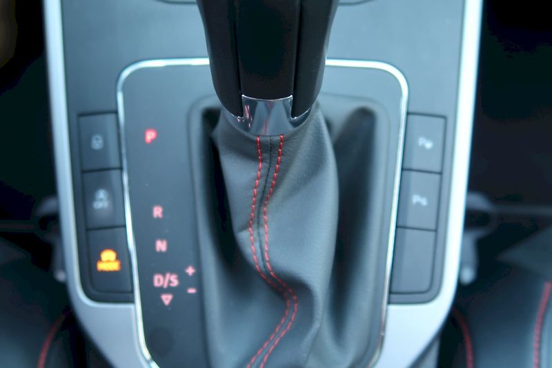 Seat Arona (2019) FR 1.0 TSI 85 kW DSG - fotka 11 z 32