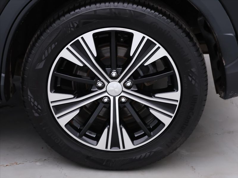 Mitsubishi Eclipse Cross 1,5 T-Mivec 120kW LED Kůže - fotka 27 z 34