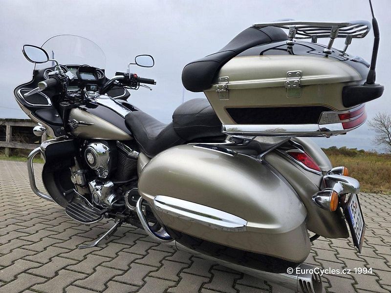 Kawasaki VN 1700 Voyager (2009) - fotka 7 z 15