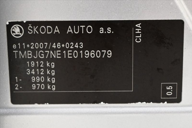 Škoda Octavia 1,6 TDI 77 kW DSG Ambition Zár - fotka 12 z 29