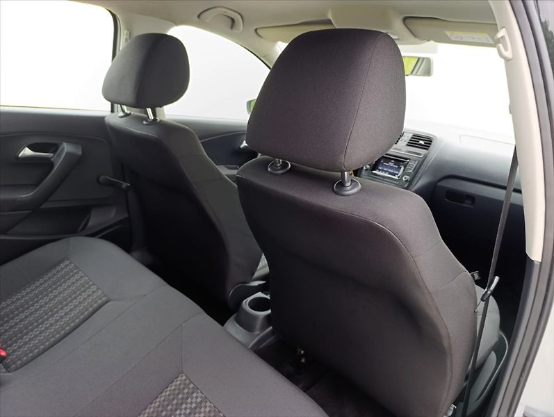 Volkswagen Polo 1,4 TDi Klimatizace Záruka - fotka 23 z 30