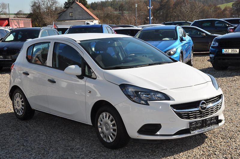 Opel Corsa 1.2i 51kW - fotka 2 z 12