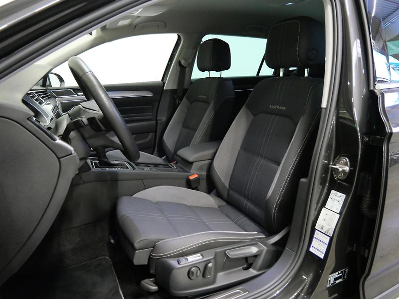 Volkswagen Passat - fotka 11 z 26
