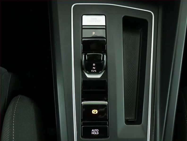 Volkswagen Golf (2022) Style 2.0 TDI, Automat - fotka 13 z 17
