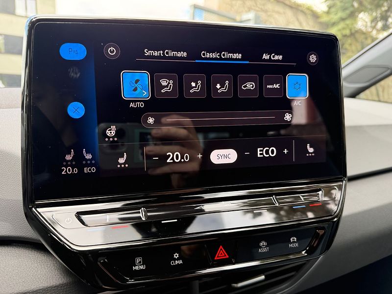 Volkswagen ID.3 PRO Perf. 150kW Kamera 62Kwh - fotka 17 z 37