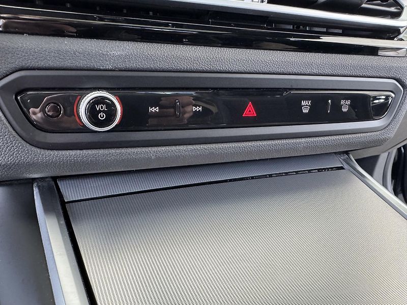 BMW Řada 3 M340d xDrive*Laser*Max.Výbava - fotka 26 z 42
