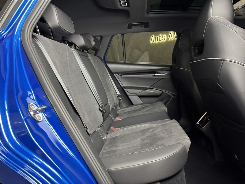 Škoda Enyaq 80 Sportline Tepelko Matrix - fotka 15 z 50