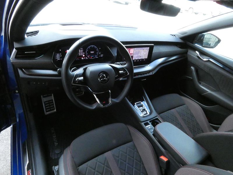 Škoda Octavia (2023) RS 2.0 TDI 147KW DSG - fotka 5 z 29