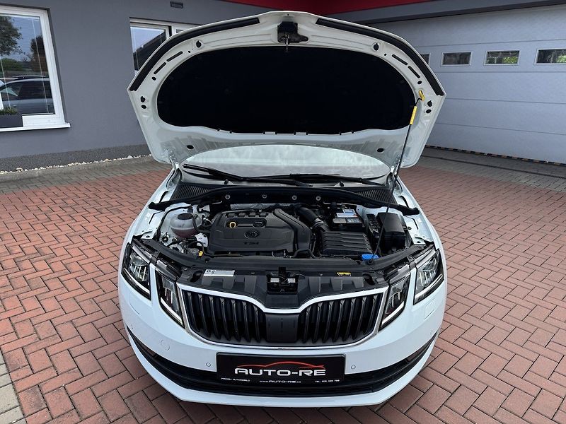 Škoda Octavia (2018) 1.5TSi LED Navi Výhřev Okna - fotka 34 z 50