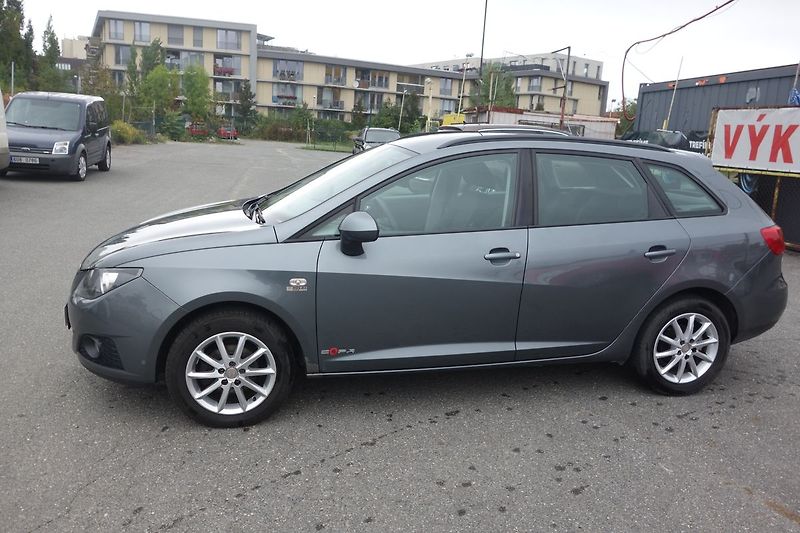 Seat Ibiza 1,4i63kW  Kombi COPA ! - fotka 6 z 30