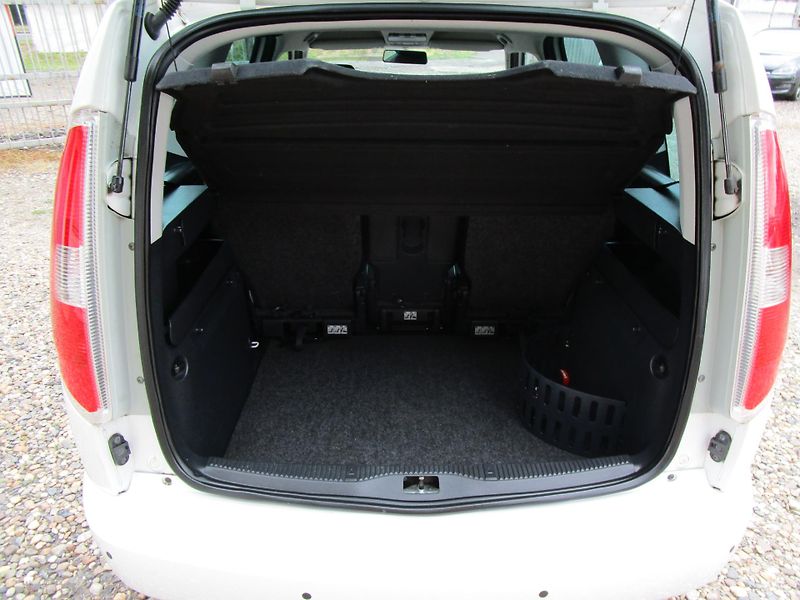 Škoda Roomster 1,2TSI-63KW-NOVÁ STK - fotka 7 z 18